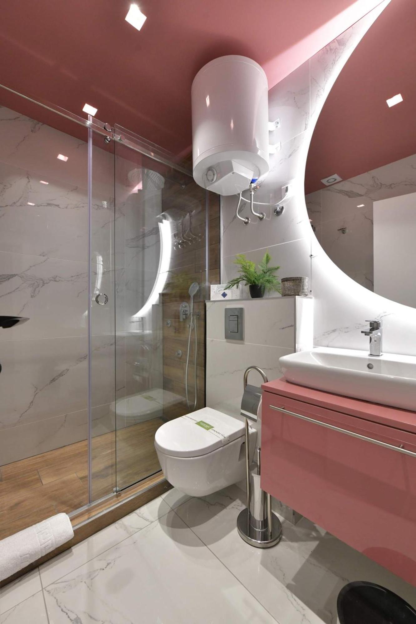 Royal Wellness And Spa Ruma Ngoại thất bức ảnh